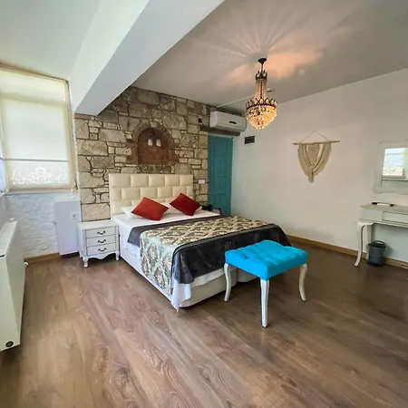 Sardunya Bed and Breakfast