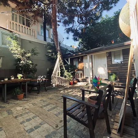 Bed and Breakfast Sardunya 4*